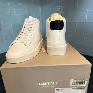 Essentials fear of God youth size 3Y Tennis mid sneaker